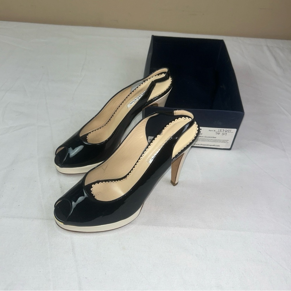 Oscar de la Renta Black and Cream Peep-Toe Heels